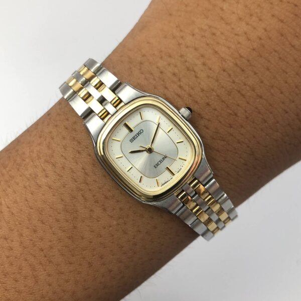 BEAUTIFUL SEIKO EXCELINE TWOTONE GUILOCHE DIAL