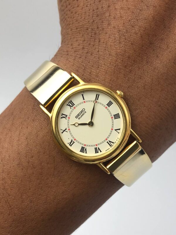 Seiko bulat roman