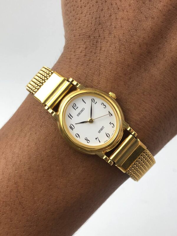 SEIKO LADY OVAL