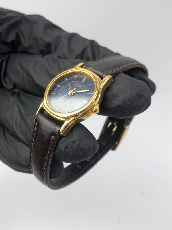 SEIKO KLASIK GUILOCHE DIAL - Gambar 3