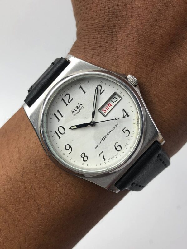 ALBA ANALOG DAYDATE