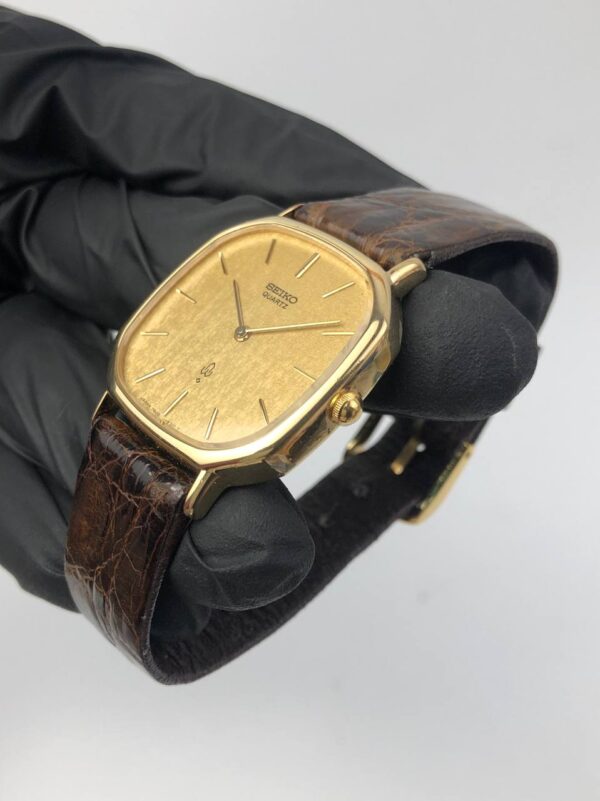 SEIKO QUARTZ TEXTURE GOLD DIAL - Gambar 3