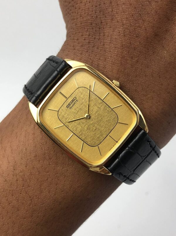 SEIKO LINEN GUILOCHE DIAL