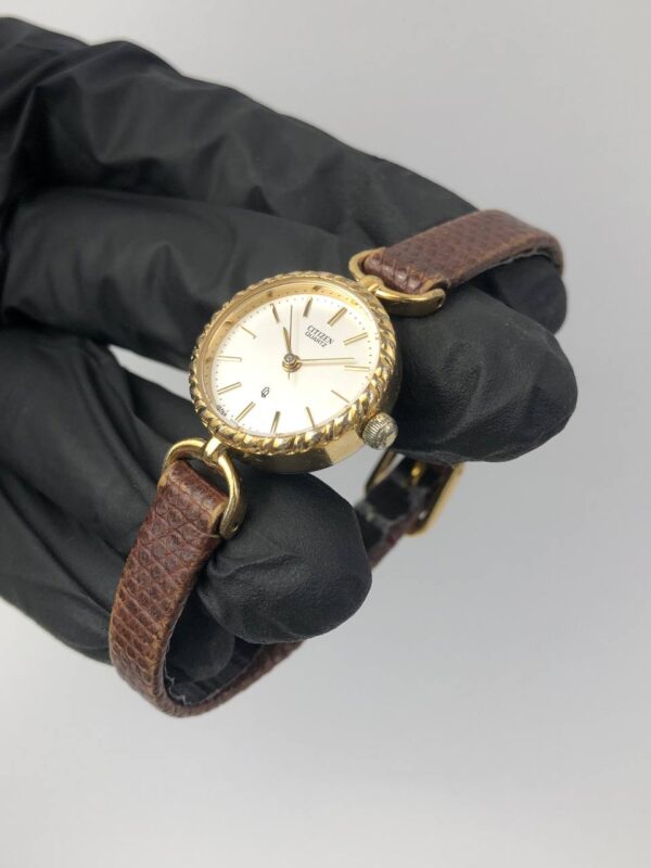 CITIZEN QUARTZ RELIEFE BEZEL KLASIK - Gambar 3