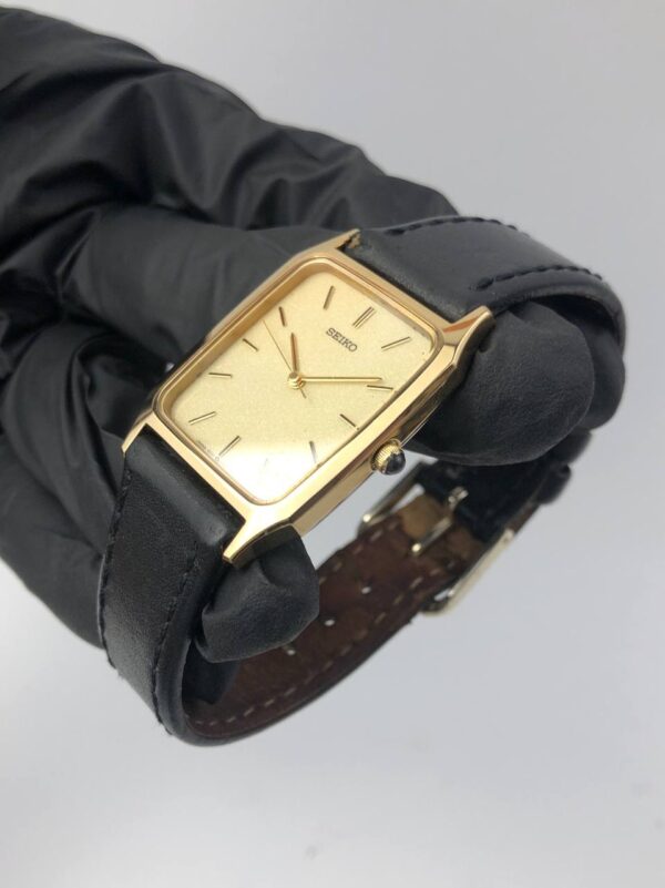 SEIKO QUARTZ TANK ORIGINAL - Gambar 3