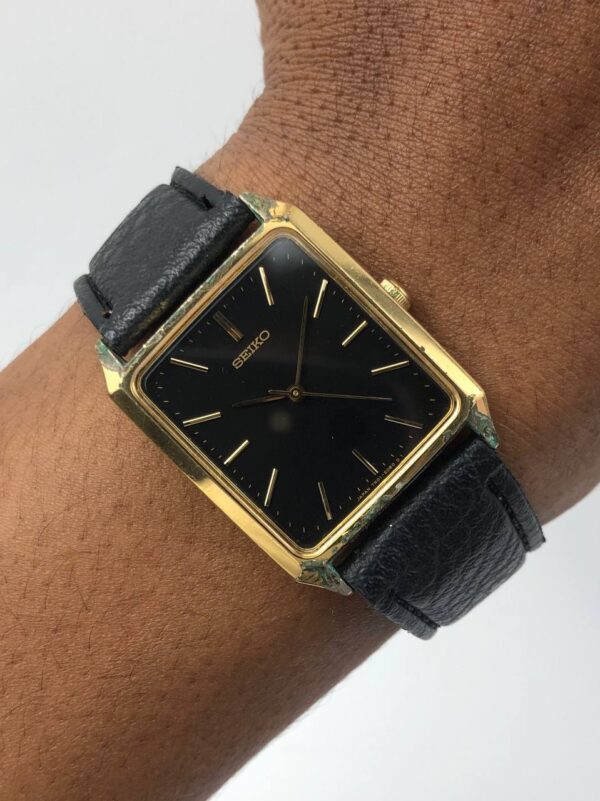 SEIKO QUARTZ TANK TWOTONE