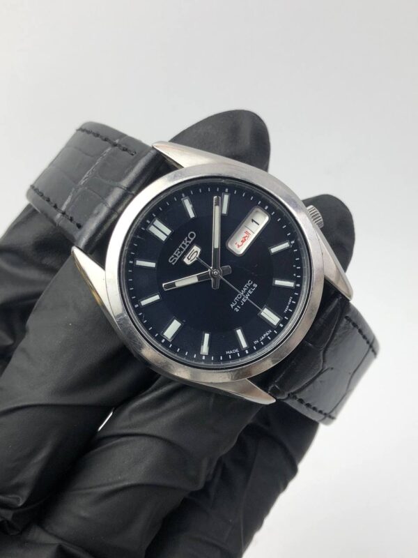 SEIKO 5 DEEP BLUE DIAL - Gambar 4