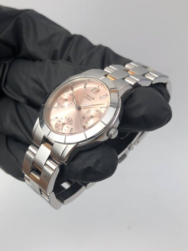 CITIZEN WICCA SUB DAYDATE DIAL - Gambar 3