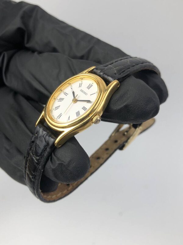 SEIKO ROMAN OVAL CASE  - Gambar 3