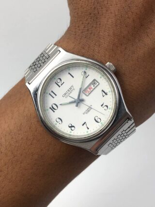 ORIENT VINTAGE QUARTZ DAYDATE