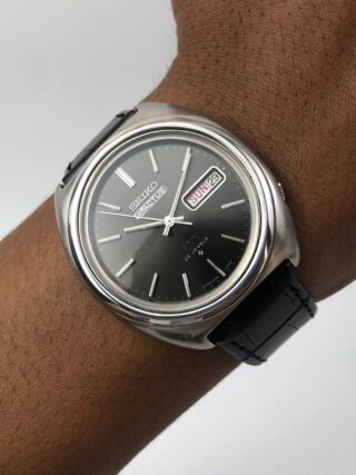 SEIKO 5 ACTUS GREY DIAL DAYDATE