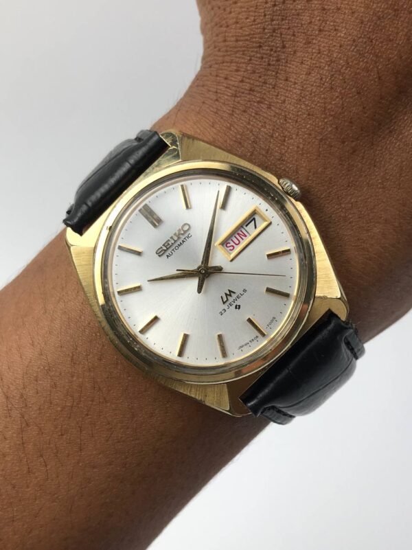 SEIKO LM GOLD TONE DAYDATE C SHAPE CASE