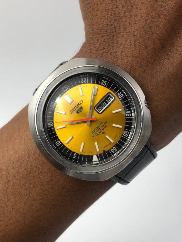 RARE SEIKO UFO ORANGE DIAL ORIGIN