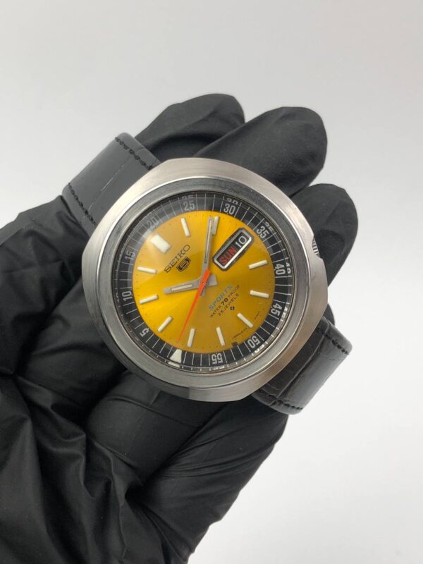 RARE SEIKO UFO ORANGE DIAL ORIGIN - Gambar 4