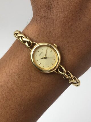 BEAUTIFUL SEIKO BANGLE JAPAN