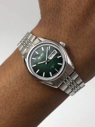 BEAUTIFUL SEIKO AUTOMATIC LADY GREEN DIAL