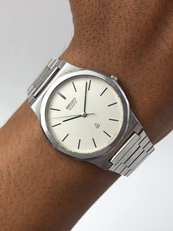 SEIKO QUARTZ MULTIGONAL BEZEL