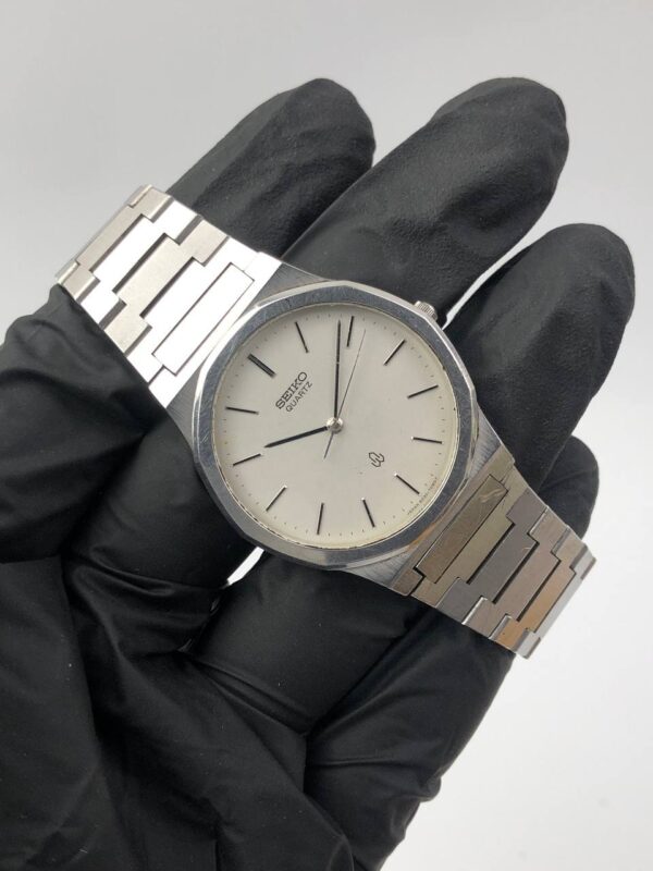 SEIKO QUARTZ MULTIGONAL BEZEL - Gambar 4