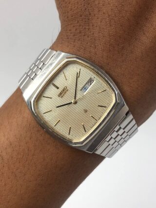 SEIKO QUARTZ DAYDATE