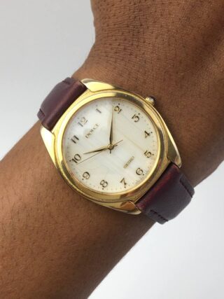 SEIKO DOLCE QUARTZ