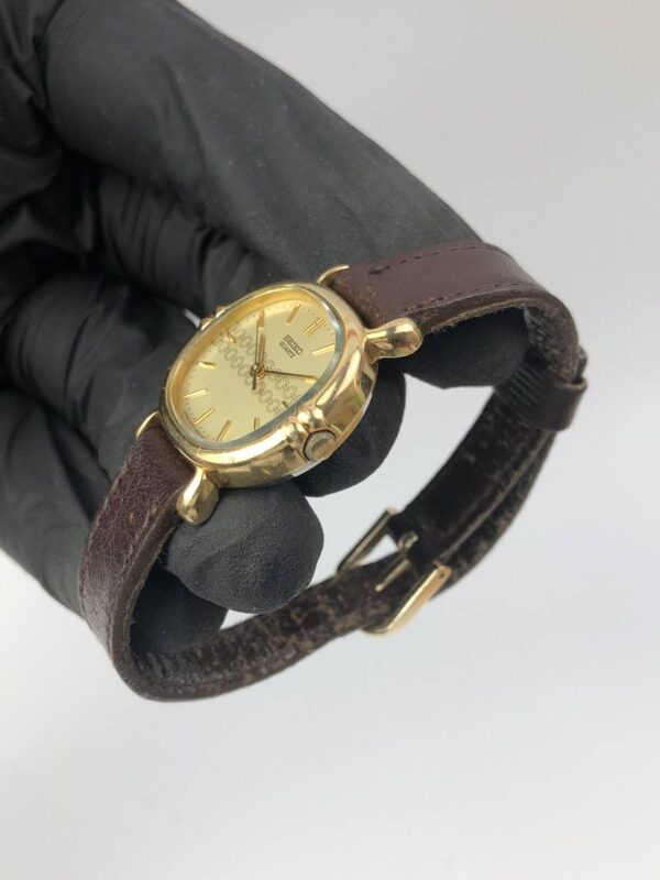 SEIKO QUARTZ VINTAGE - Gambar 3