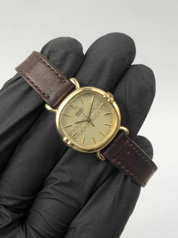 SEIKO QUARTZ VINTAGE - Gambar 4