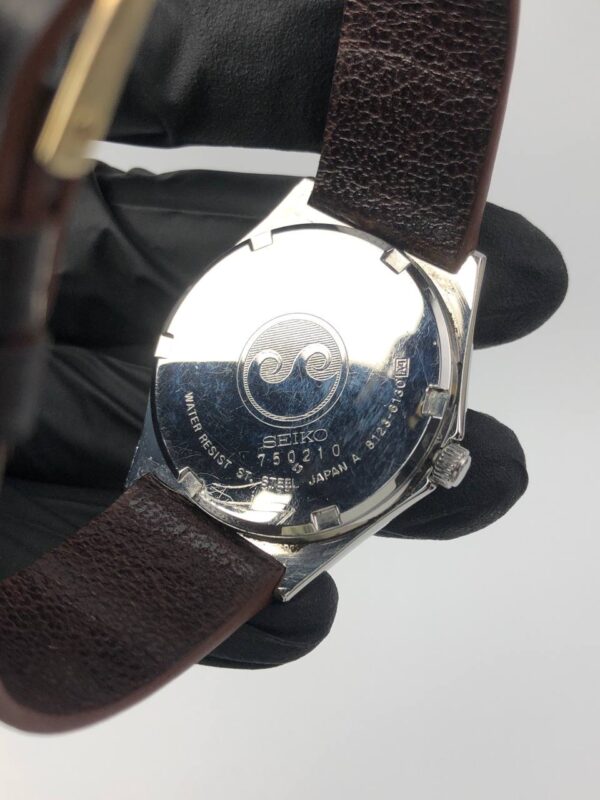 SEIKO CHRONOS DAYDATE - Gambar 7