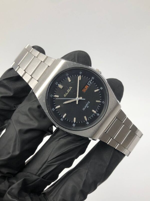 ALBA QUARTZ VINTAGE DAYDATE BLACK DIAL ALL ORI - Gambar 4