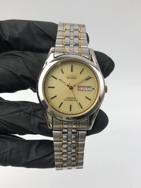 CITIZEN ECODRIVE DAYDATE - Gambar 2
