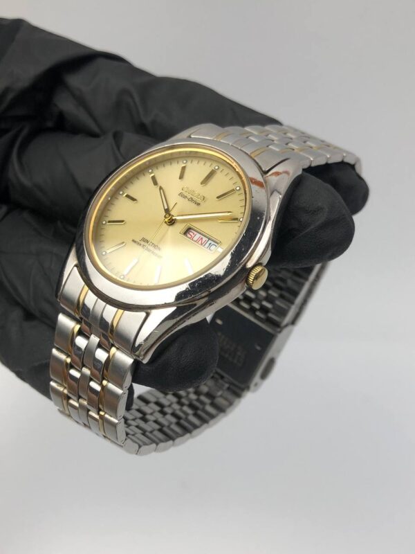 CITIZEN ECODRIVE DAYDATE - Gambar 3