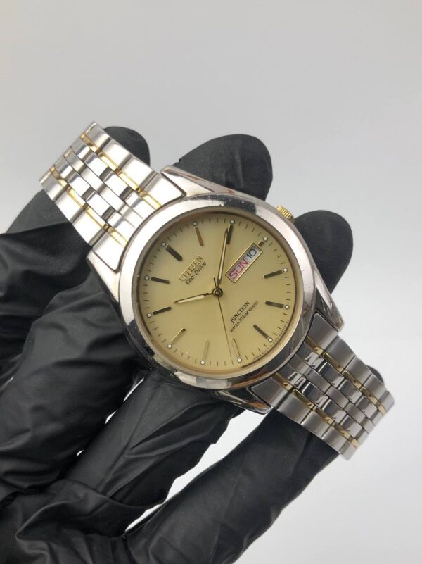 CITIZEN ECODRIVE DAYDATE - Gambar 4