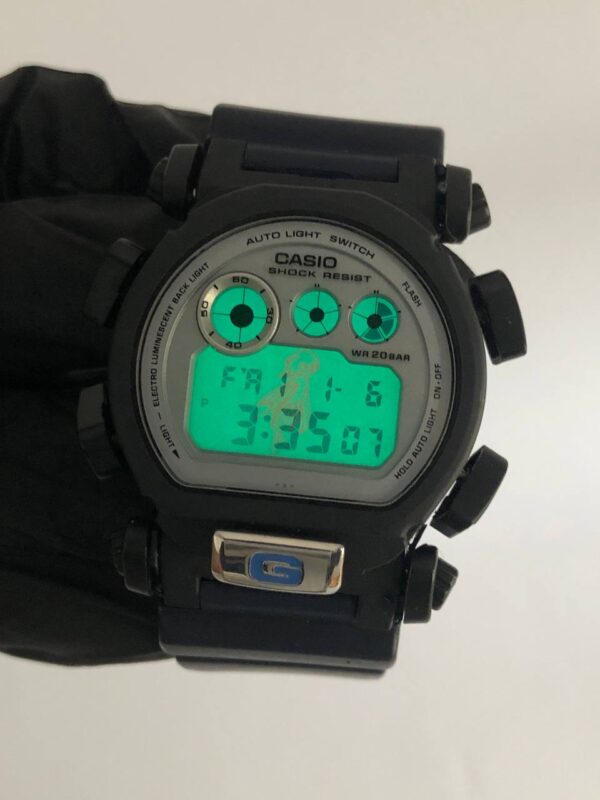 G-SHOCK DW-900VT AUTO LIGHT SWITCH - Gambar 4