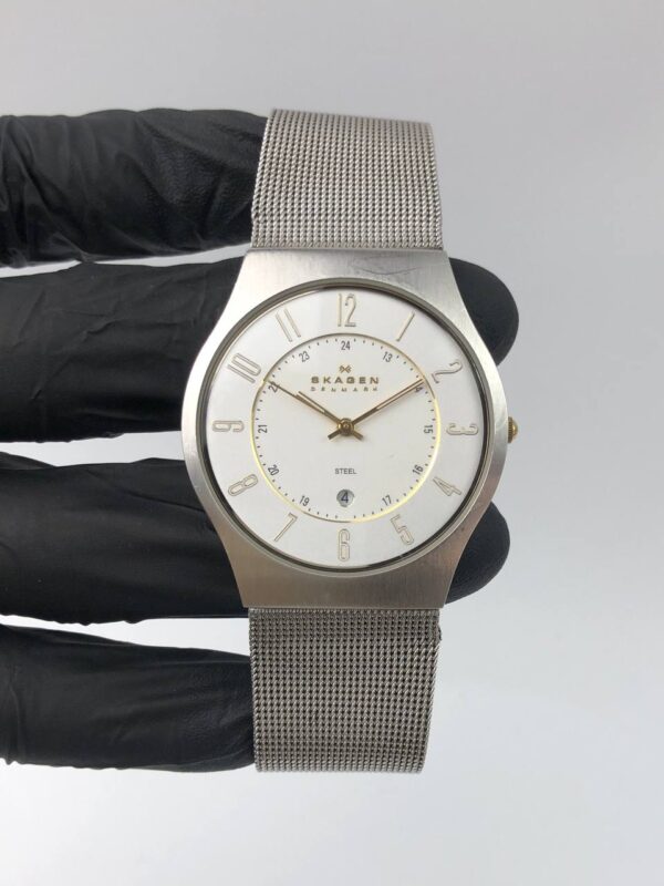 SKAGEN DENMARK 233XLSGS SILVER MESH BAND WATCH WHITE DIAL - Gambar 2