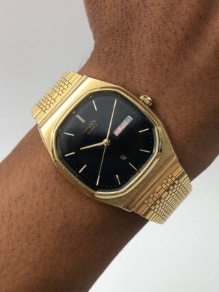 CITIZEN VINTAGE QUARTZ BLACK DIAL