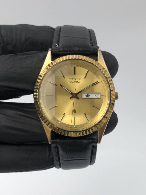 CITIZEN DATEJUST CRYSTRON QUARTZ GOLD - Gambar 2
