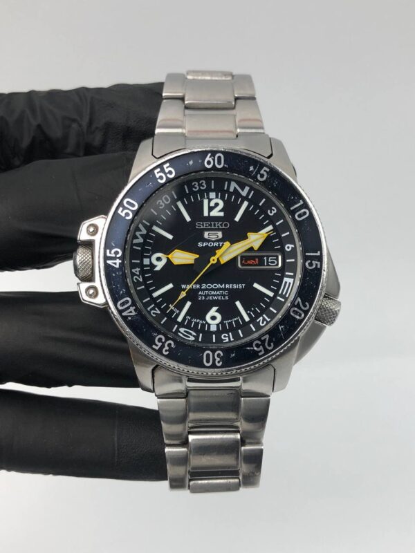 SEIKO 5 SPORTS AUTOMATIC 23 JEWELS - Gambar 2