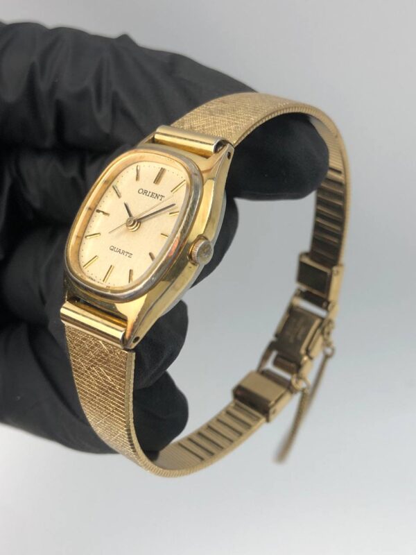 ORIENT QUARTZ KLASIK TEXTURE DIAL - Gambar 3
