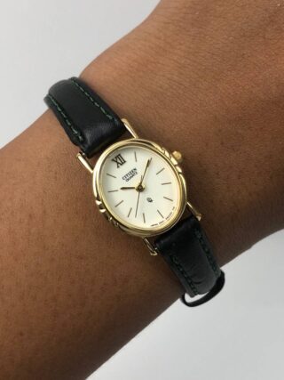 CITIZEN QUARTZ OVAL