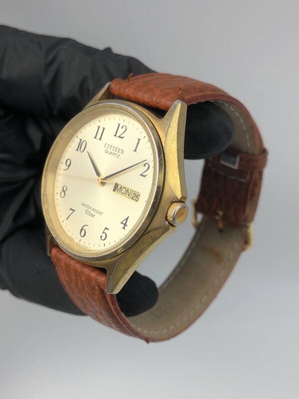 CITIZEN QUARTZ DAYDATE - Gambar 3