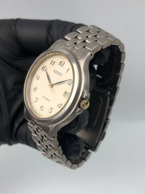 FULL TITANIUM SEIKO QUARTZ - Gambar 3