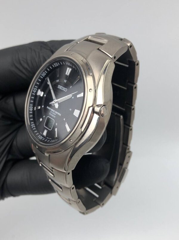 SEIKO RADIOWAVE GERMANY MOVEMENT TITANIUM - Gambar 4