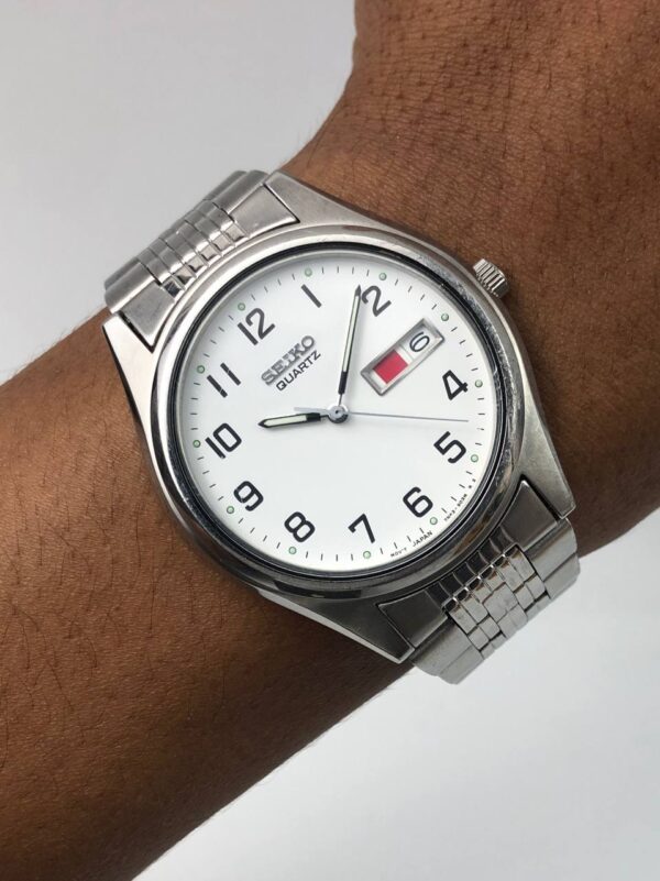 SEIKO QUARTZ DAYDATE