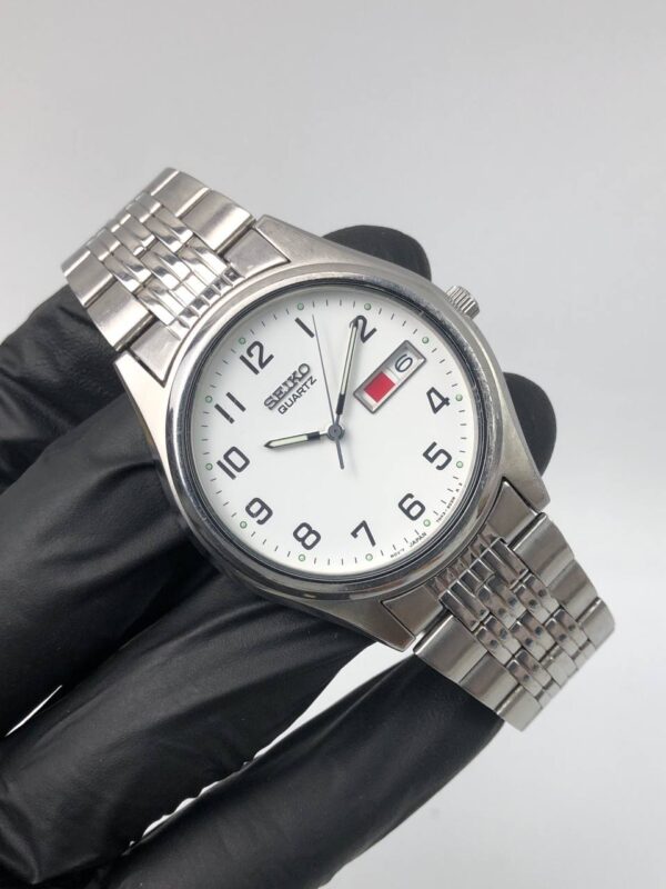 SEIKO QUARTZ DAYDATE - Gambar 4
