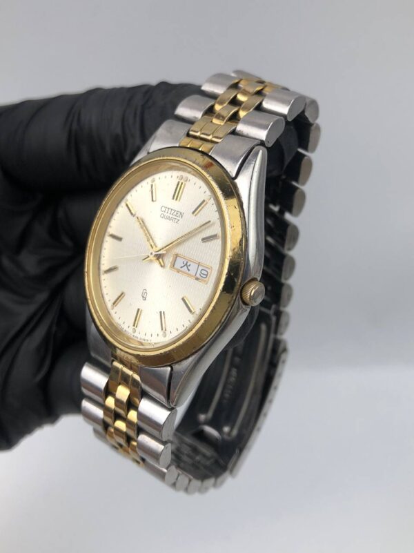 CITIZEN QUARTZ DAYDATE TWOTONE - Gambar 3