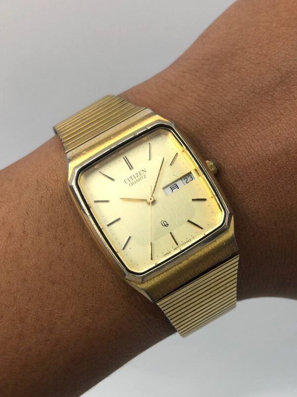 CITIZEN QUARTZ DAYDATE