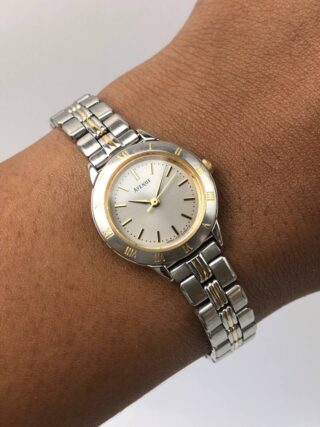SEIKO AVENUE QUARTZ MOVEMENT