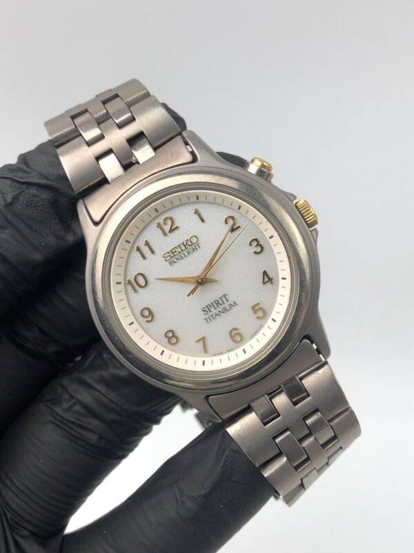 SEIKO SPIRIT PANELIGHT TITANIUM - Gambar 4