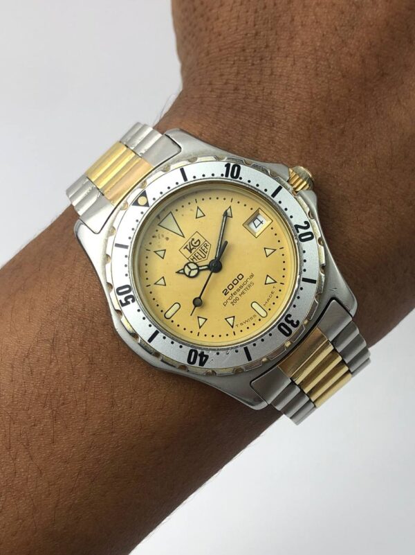 TAG HEUER 2000 PROFESIONAL