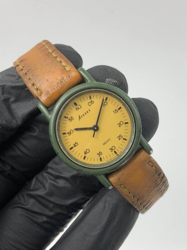 SEIKO AVENUE CROWN UNIK - Gambar 4