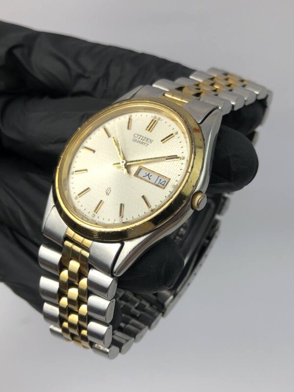 CITIZEN QUARTZ DAYDATE TWOTONE - Gambar 3